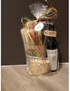 Geschenkpakket pasta en rode wijn